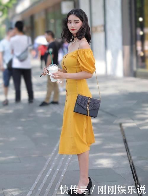 连衣裙|漂亮的橙色连衣裙，要有一双高跟鞋来衬托，要选择粗跟还是细跟？