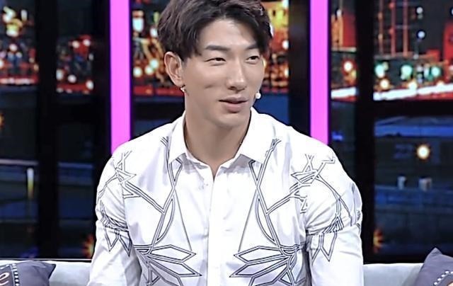 张亮苦心经营多年的“好爸爸”人设崩塌，他该何去何从