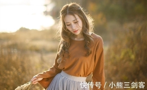 孤蓬@伤感秋词九首:月冷霜寒离人怨,一曲清歌两断肠