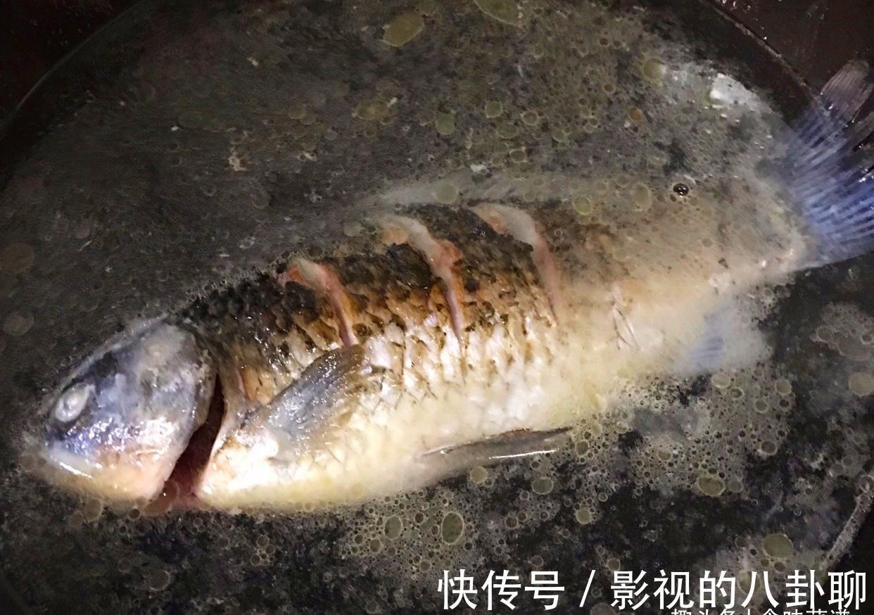 秋冬季节养生，建议多吃白萝卜，教你一个新做法，健康安稳过秋冬