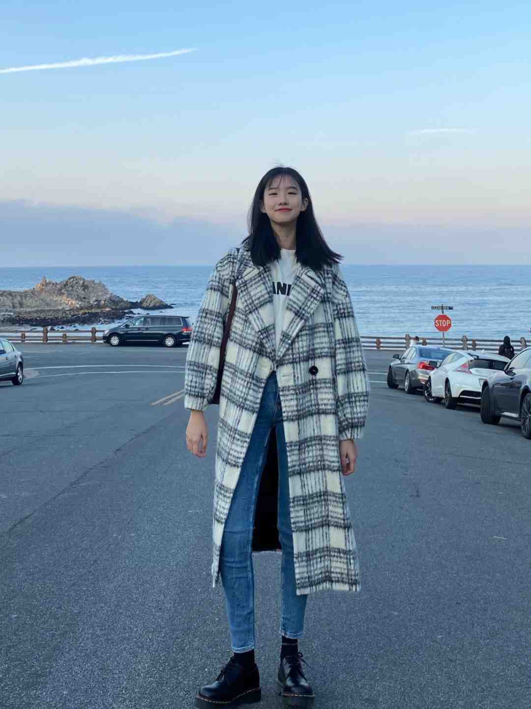 牛角扣 格纹大衣就选这四种配色,基础百搭不过时,让你美出新高度