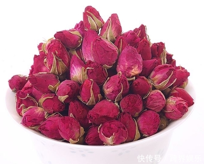 玫瑰花加它一起泡,睡前一杯,调整气血,淡化色斑,皮肤更光滑