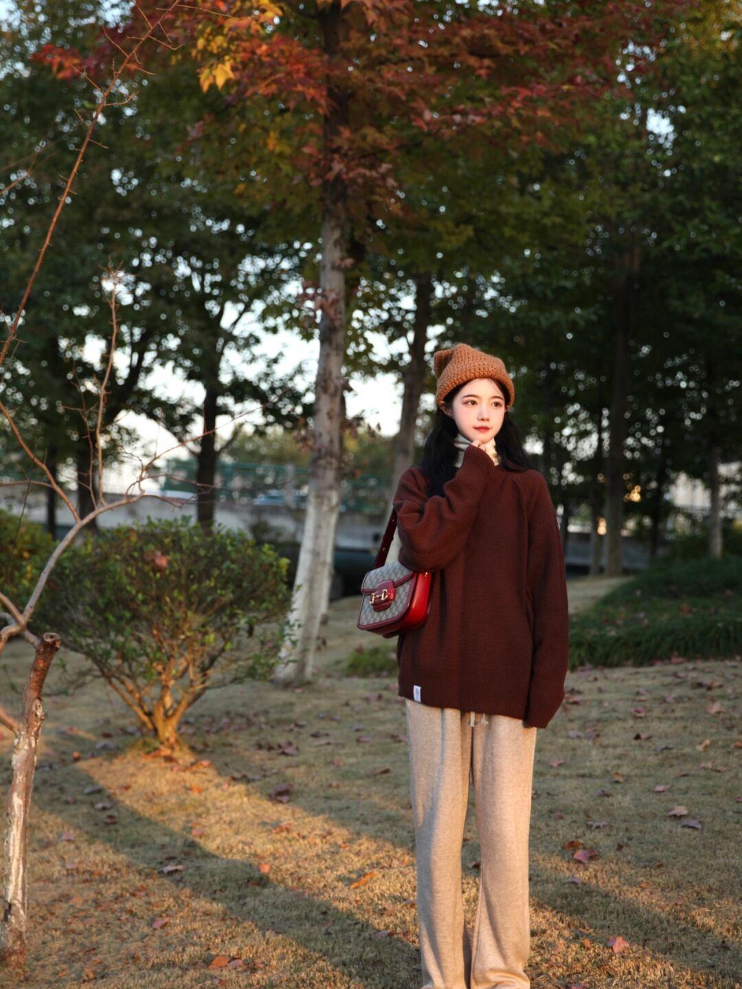 毛衣 这是我见过最温柔大气的冬季穿搭,分享4款毛衣,适合普通大众