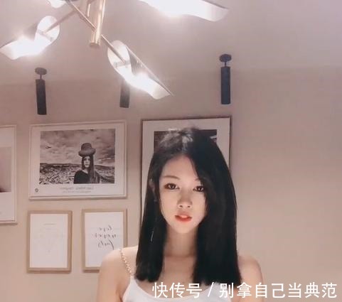 长发|白色吊带裙小姐姐,这发型是打算留长发吗!