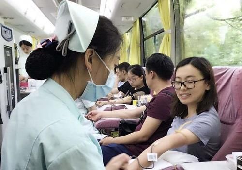 月经期间|女性月经期间不可以洗头？医生提醒：真正要少做的是这5件事