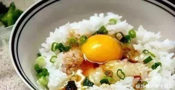 剩米饭这些做法简直太美味了,我恨不得一次吃下十碗