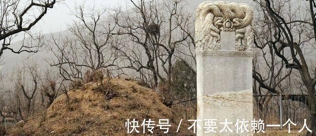 黔国公$丈夫的墓室被盗一空,她的墓一墙之隔却无人问津,专家打开后全都呆住了