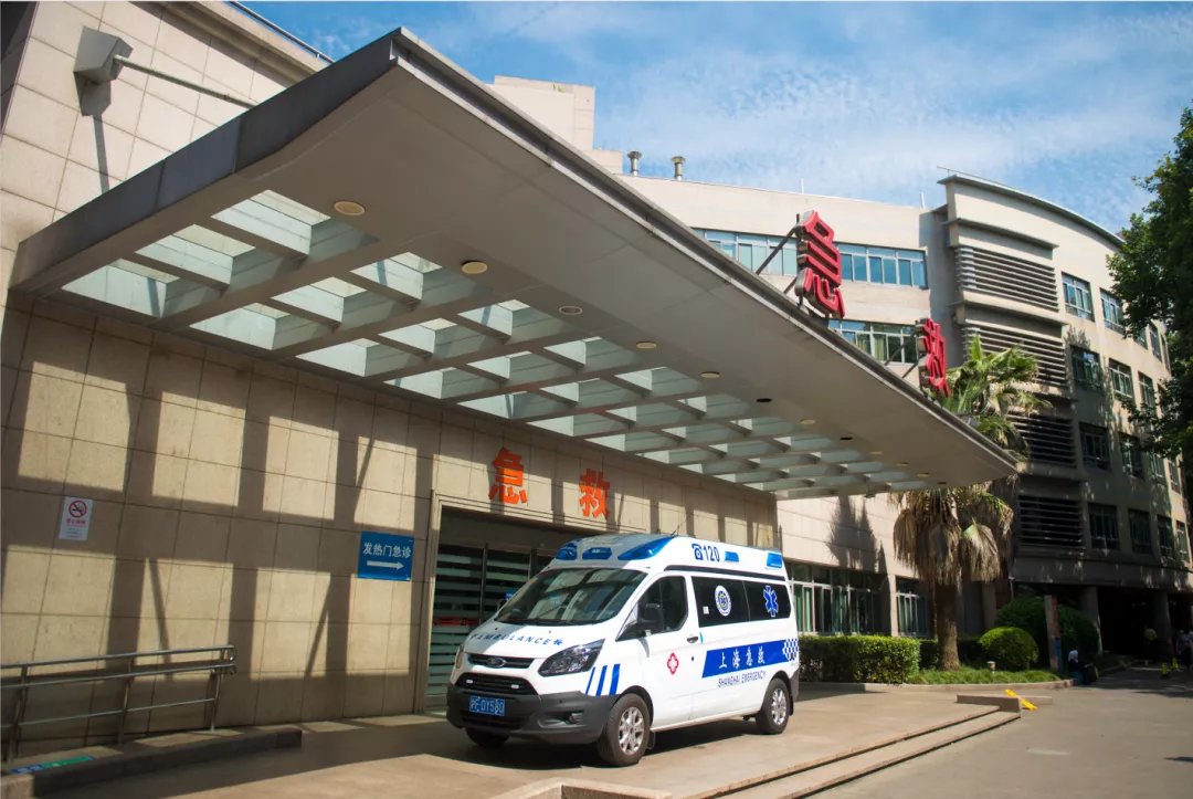 徐老伯|一次意外手指刮伤，82岁老伯几天后吞咽困难、呼吸困难，医生为他紧急截肢保命！只因一种细菌感染