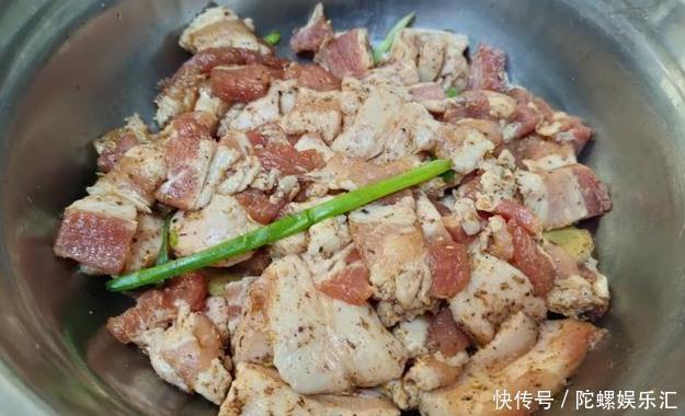 炸酥肉|炸酥肉，不要放料酒，牢记正确做法，酥肉不腥不回软，更香更酥脆