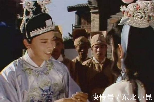 南安@南安太妃要见贾府千金,贾母为何把史湘云放在首位?原来大有深意