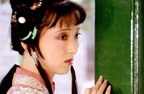  娇妻|“林黛玉”病逝13年，陪她出家的丈夫还俗再婚，娇妻样貌成焦点