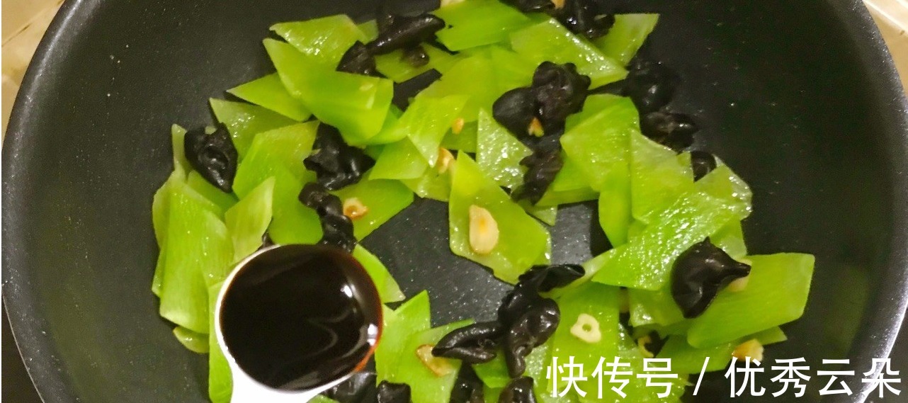 秋天,吃莲藕不如吃它,脆嫩爽口营养丰富,太适合秋天吃了!