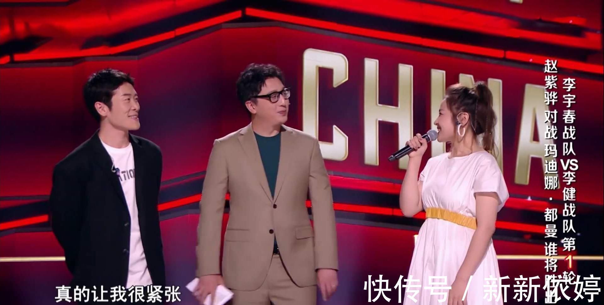 好声音首轮2排评委投完票，有谁注意李健老师的动作难以置信