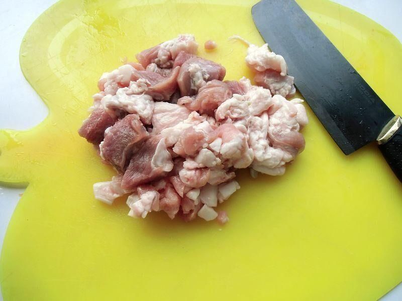 冬天别犹豫吃面,这碗红烧面太香了,有肉有菜吃一口就上瘾