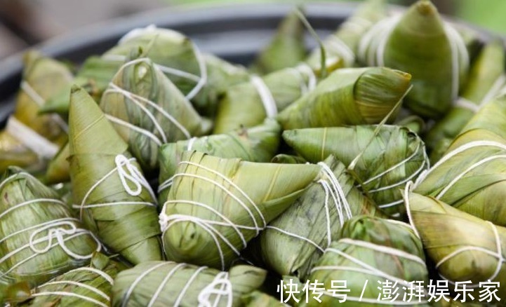 香甜|煮粽子有诀窍,水里多加“2样料”,粽子煮好更好吃,香甜软糯