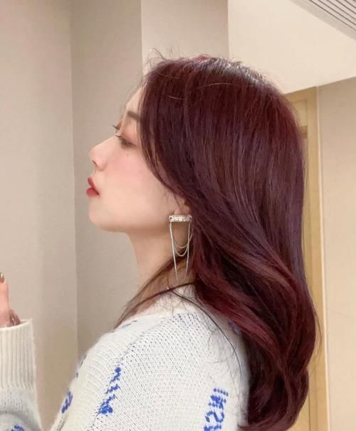 柔顺|烫染后头发干枯毛躁?护发秘籍大派送,解决你的“头等大事”