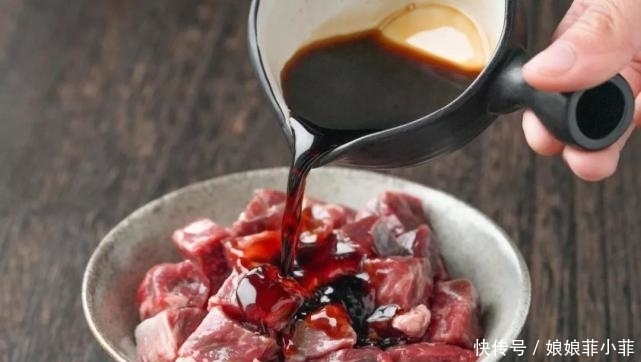 杏鲍菇|香到头掉,米饭不保,快手又下饭的硬菜系列!