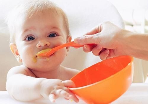孩子|给孩子做辅食时，家长别犯这3个“错误”，可能会影响娃的发育