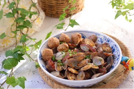 这是一道鲜美的下饭菜，营养丰富，鲜美又不油腻