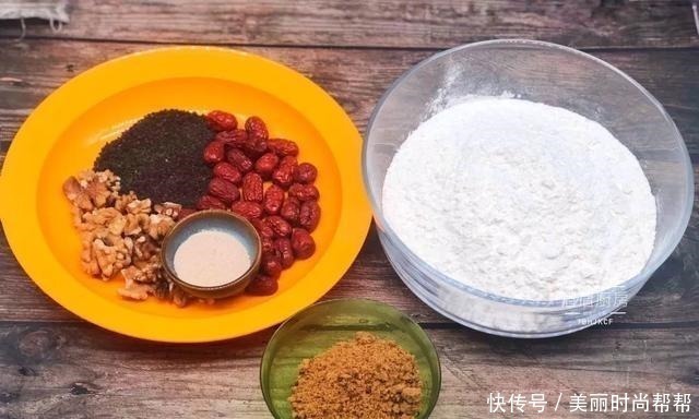酵母粉|女人要想皮肤好,光吃红枣可不行,早餐多吃它,美白祛斑又水灵!