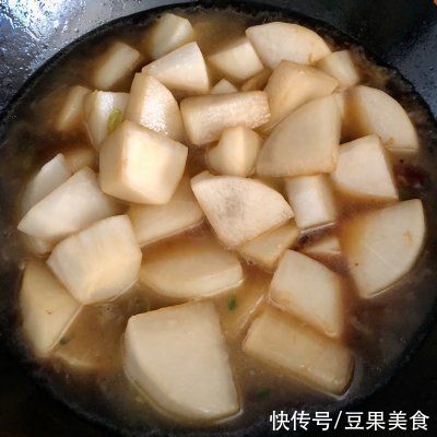 大厨|秒杀餐厅大厨，正宗酱焖萝卜自己在家做