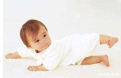 监控|回房后发现双胞胎在床上不见了,看了监控之后哭笑不得