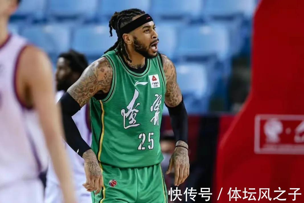 篮板|辽宁男篮惨败,却难掩一人高光,同时也凸显出球队最大短板