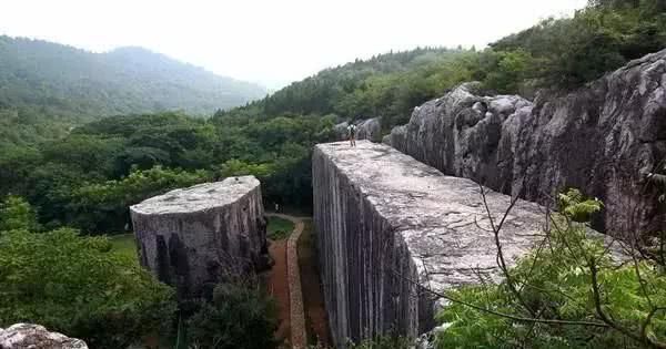 旅游胜地|他们建了一批“烂尾工程”，没想到现在却成了旅游胜地