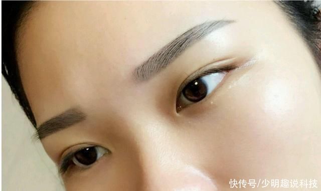 为何不建议女人纹眉?听了内部人员说的话，你也许就恍然明白了