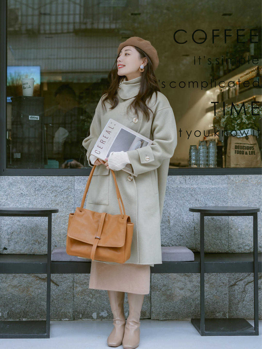 紧身|寒冬的毛衣+大衣,也是受欢迎的CP,保暖又温柔,谁穿谁好看?