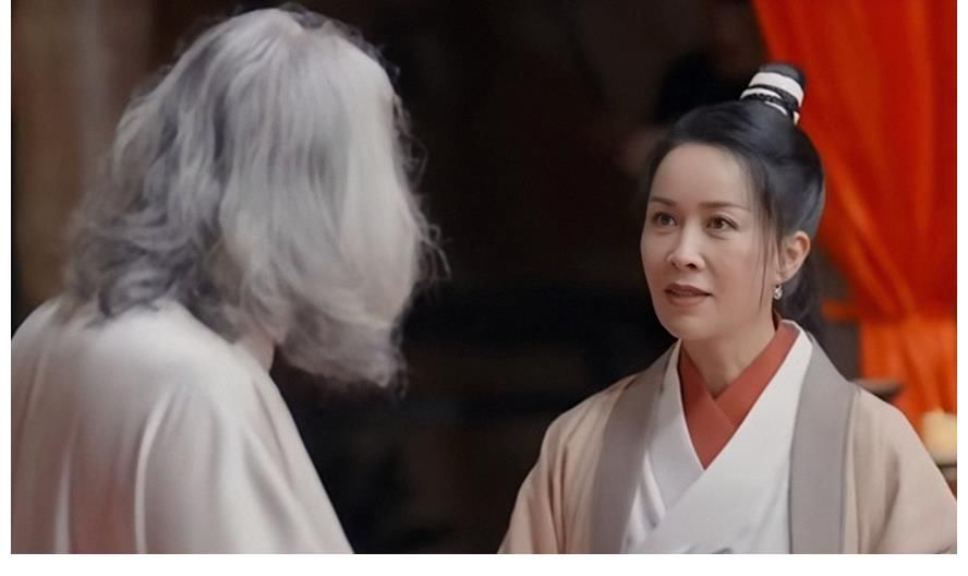 “嘴毒”名導(dǎo)張紀(jì)中：笑侃那英不紅，孫紅雷眼小，還說黃子韜松垮