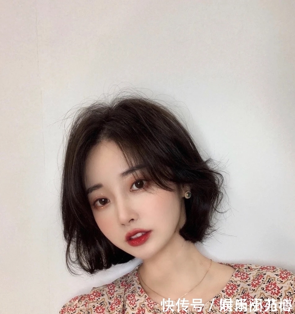 减龄 女人的“短烫发”有多迷人,瞧这5款就知道了,气质减龄学着点