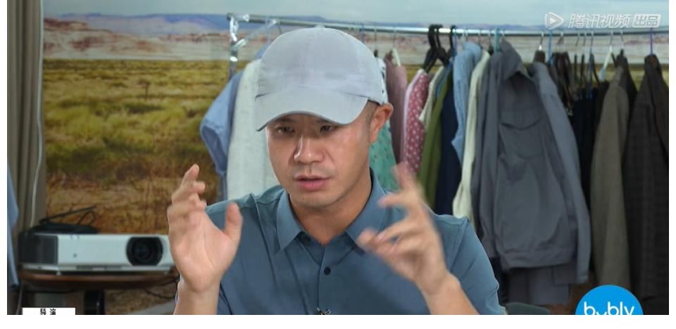 《导演请指教》成吐槽大会？观众和影评人吵起来，主持人不调解？