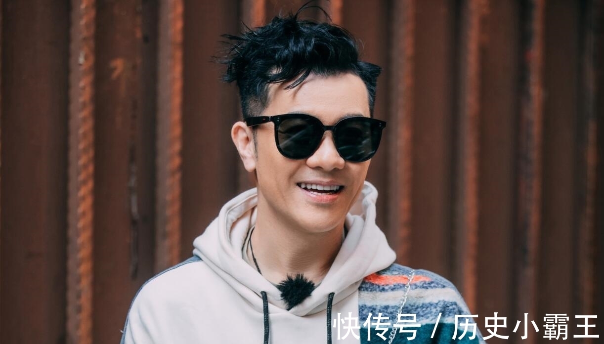 《大灣仔的夜》首播有主題有笑點，唯一可能翻車的隱患也被化解了