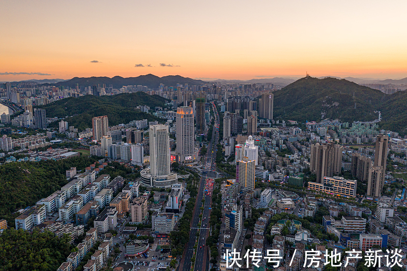 下跌|10年后,这4类房子将成为“黄金屋”?内行:是人们需要的房子