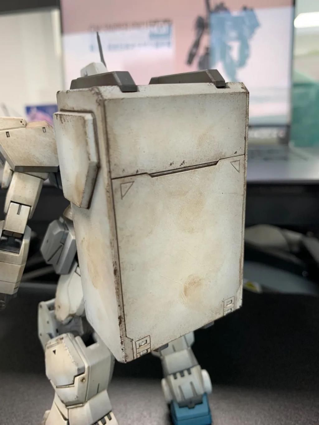 手套|做模型也要记得带手套