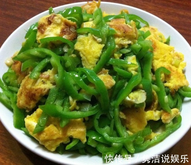 青椒|女性不想被叫大妈，此物每天吃两口，皱纹不见了，腰身也细了