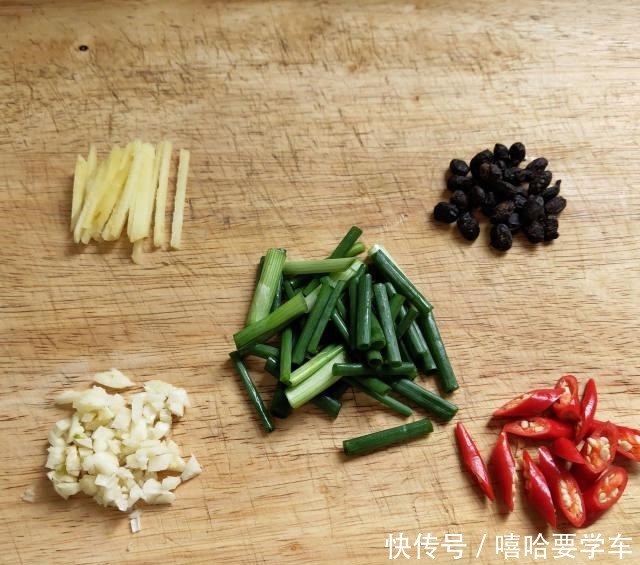 美味炒花蛤,好吃到舔壳儿!