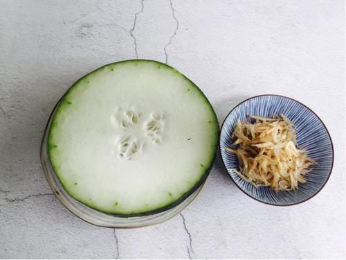 冬瓜|这菜我家春天吃到冬天，秋天更别错过，简单一炒，鲜掉眉毛