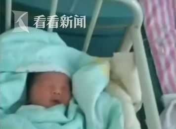 冲锋舟|乘冲锋舟安全转移 孕妇顺利诞下女婴取名“抗抗”