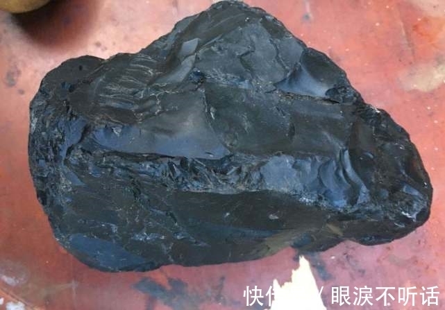 矿物 全世界4200多种矿物质中,钻石为什么是最坚硬的?