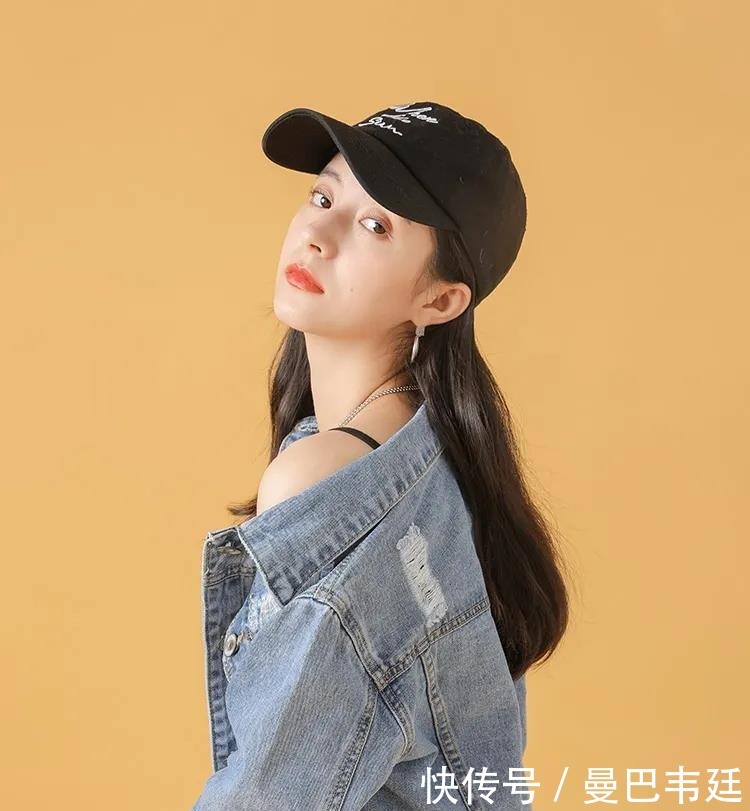 女生春季牛仔裤外套穿搭推荐