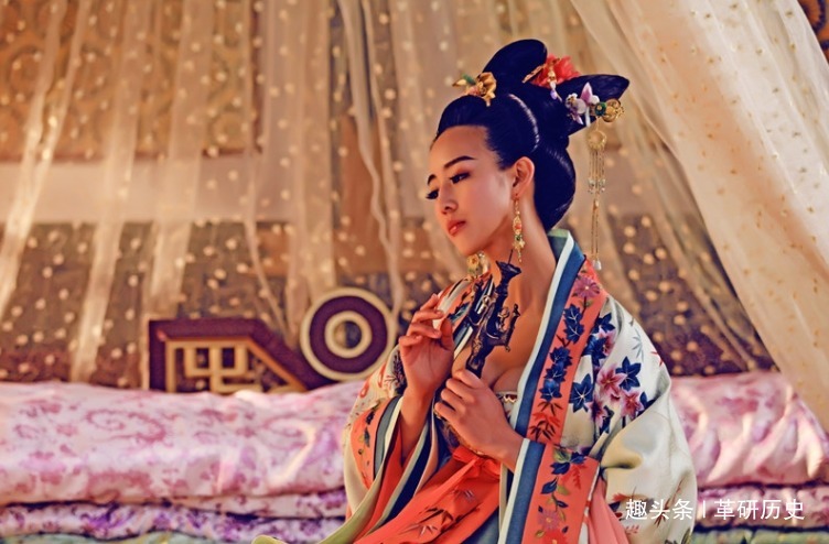 年后|她是唐朝女神童,11岁被逼嫁40岁李世民,13年后却主动殉葬