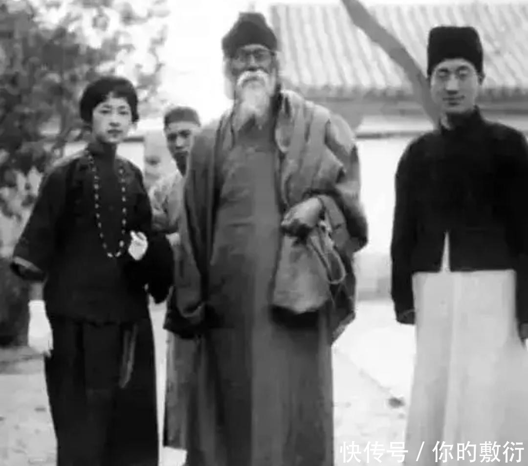  林徽因|黑白照片里的林徽因，图三与梁思成在热恋，图六散发着母性的光辉