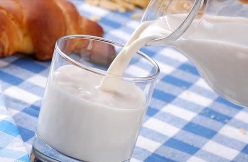 碳水化合物|糖尿病人少吃糖就行了?大错特错,这2种食物,尽量撤下饭桌