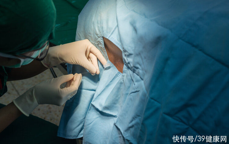 医学专业|全麻和半麻有何区别?全麻就是睡了一觉?醒来会变傻、变笨?