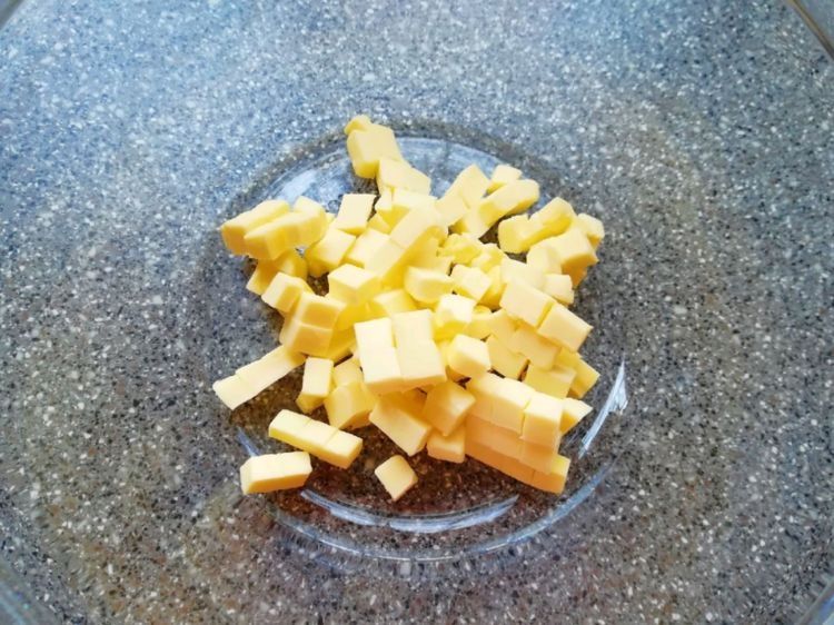 香蕉蔓越莓司康，香蕉和蔓越莓风味浓郁，做零食很棒