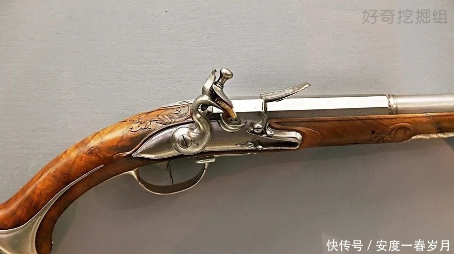 民族|为什么说俄罗斯人是战斗民族？看看他们收到的国礼就明白了