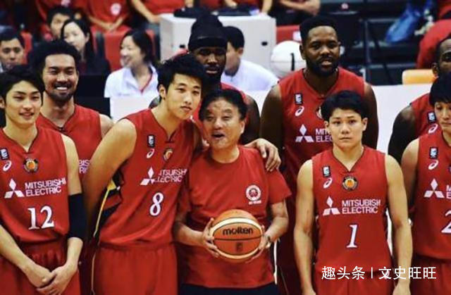 篮球运动员|中国天才入籍改姓,为日本效力,以打败中国为荣,退役却想回国