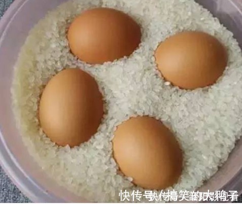 保鲜膜|夏天鸡蛋容易坏,教你鸡蛋保鲜小妙招,记住3点,延长鸡蛋保质期